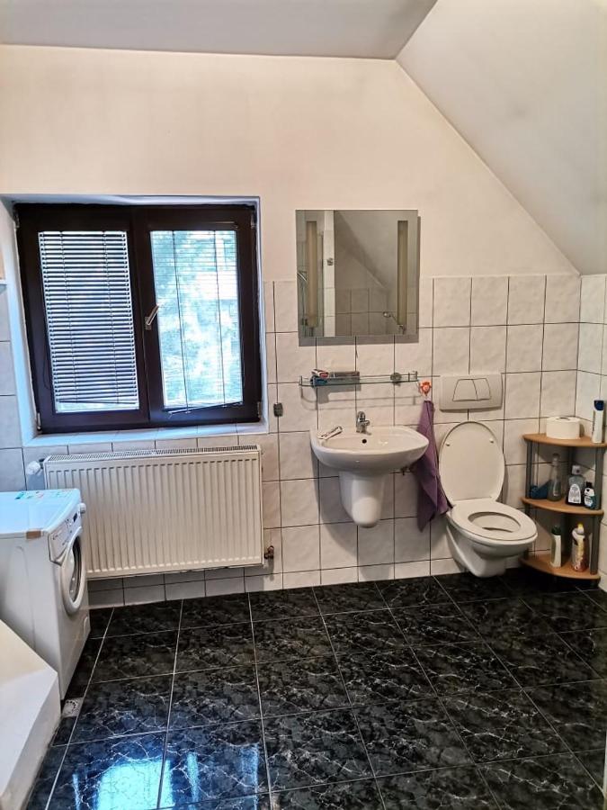 Anh' Private Rooms For Tourist Bratislava Extérieur photo